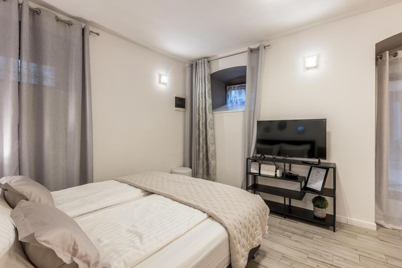 Apartments And Rooms Villa Lina Split Exteriér fotografie